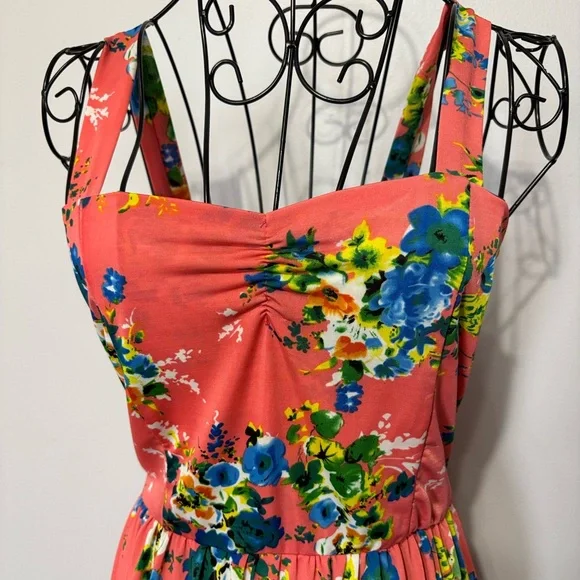 Coral Floral Sundress - Size S - Picture 1 of 4